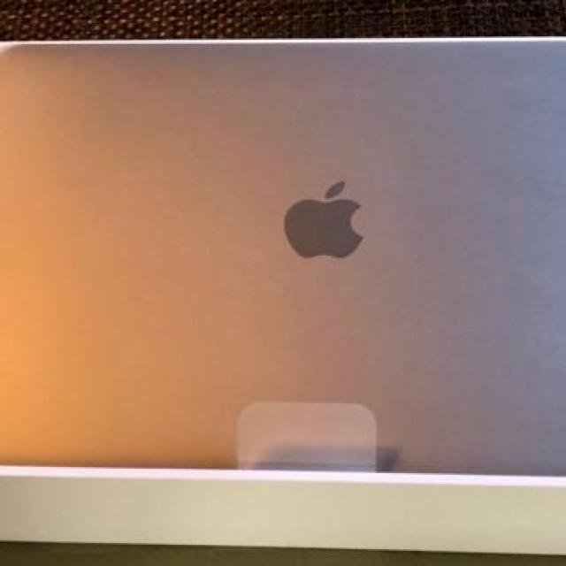 Apple WhatsApp Group