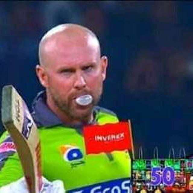 Lahore Qulander WhatsApp Group