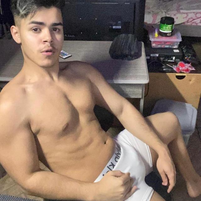 I like men 😍😍 WhatsApp Group Link